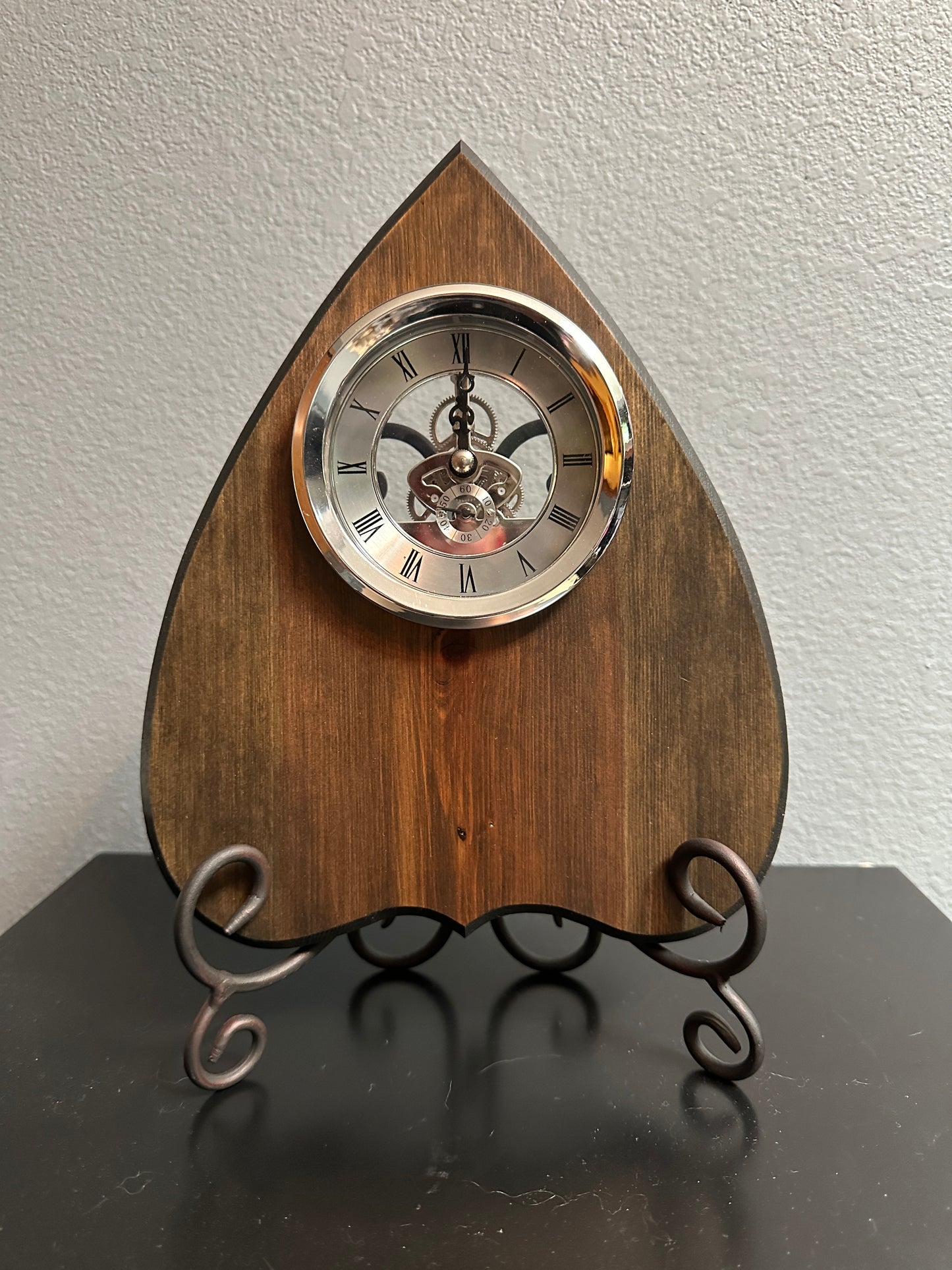 Antiqued Planchette Clock