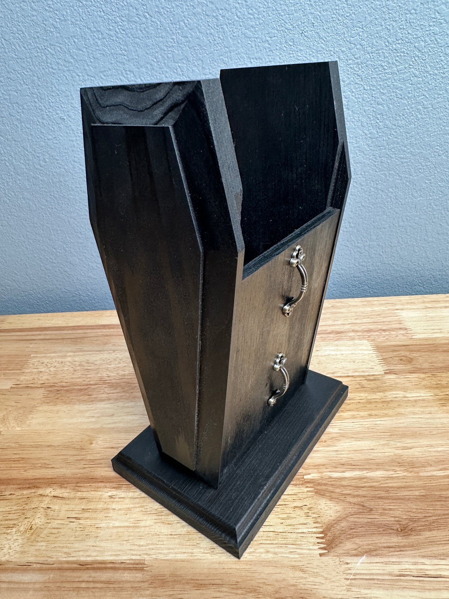 Coffin Utensil Holder