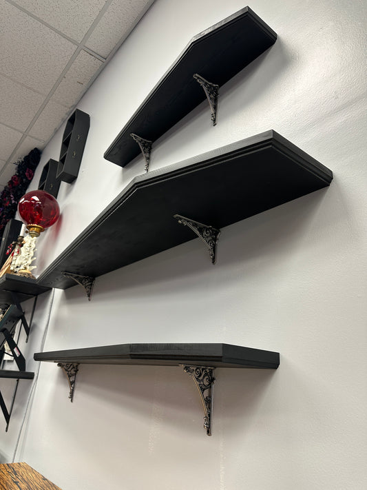 Toe Pincher Coffin Shelf 3'